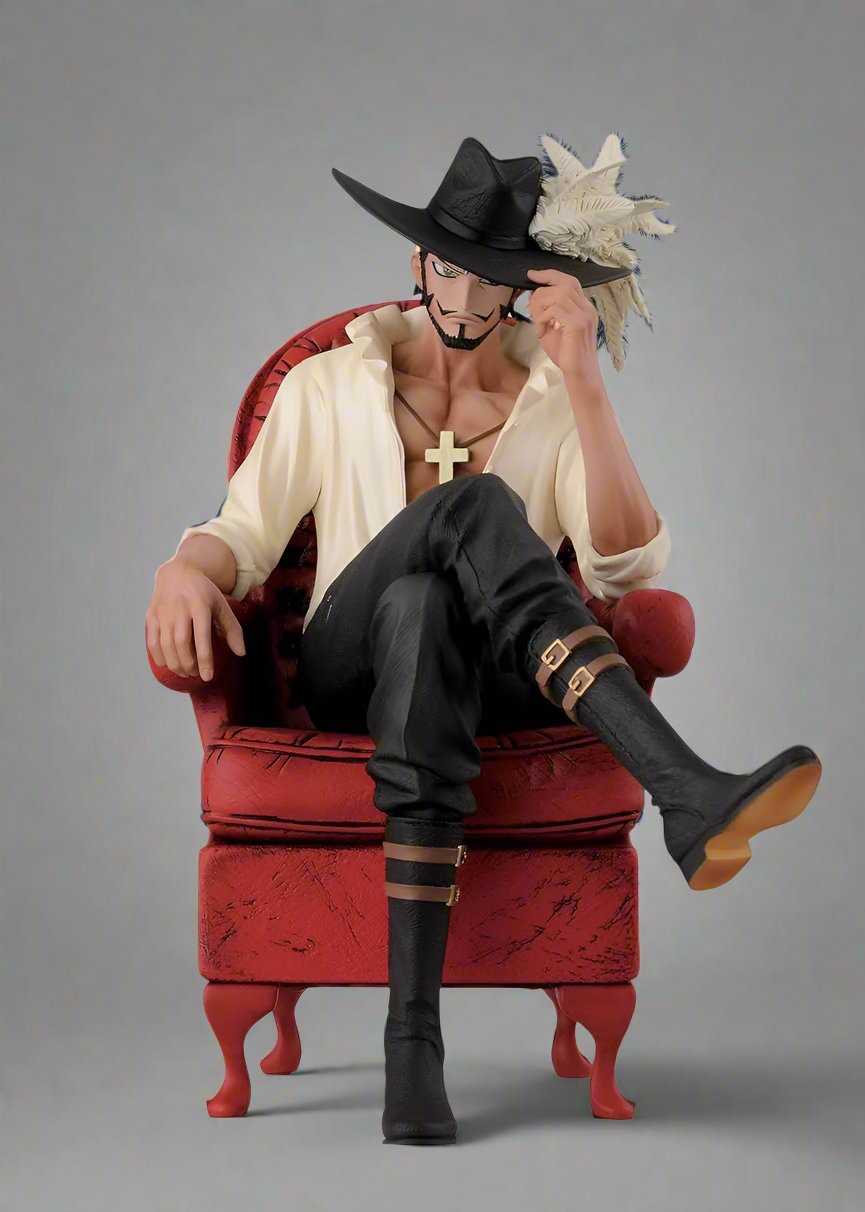 One Piece - Dracule Mihawk Figure